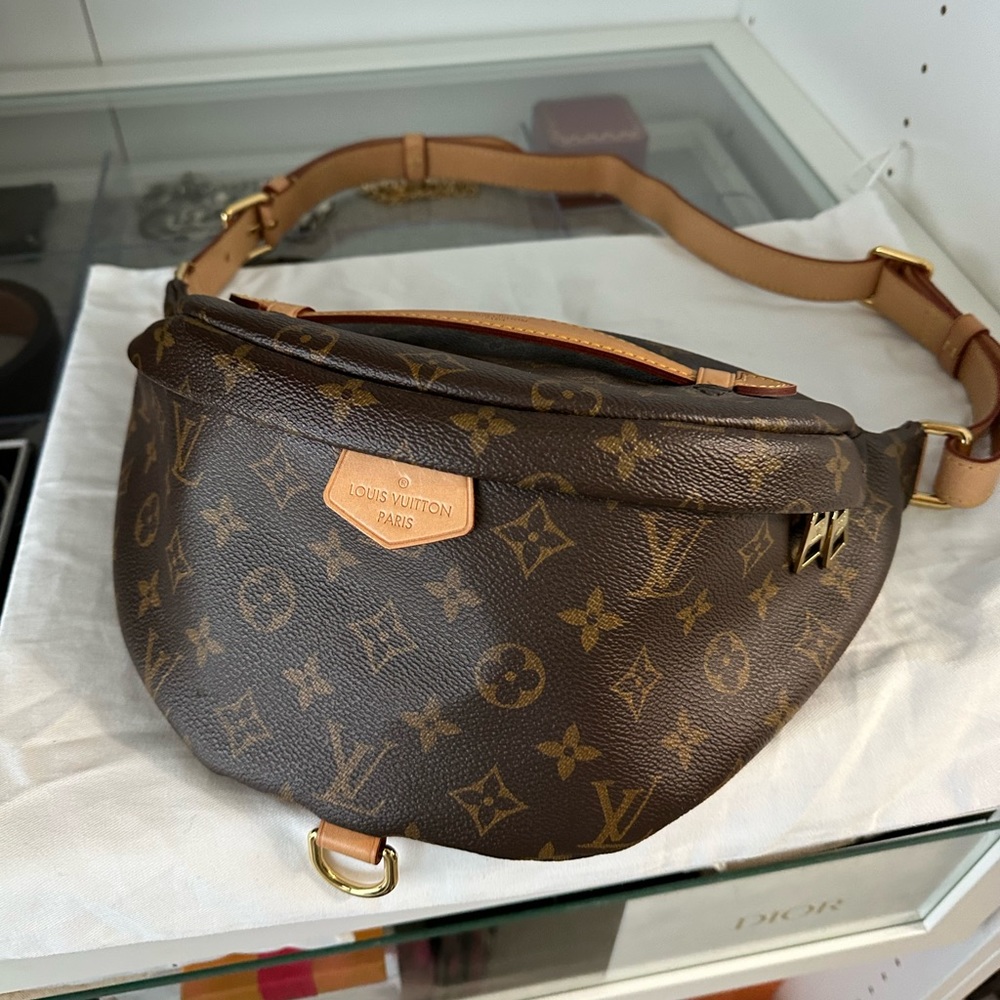 ❌SOLD❌ Louis Vuitton Bum Bag